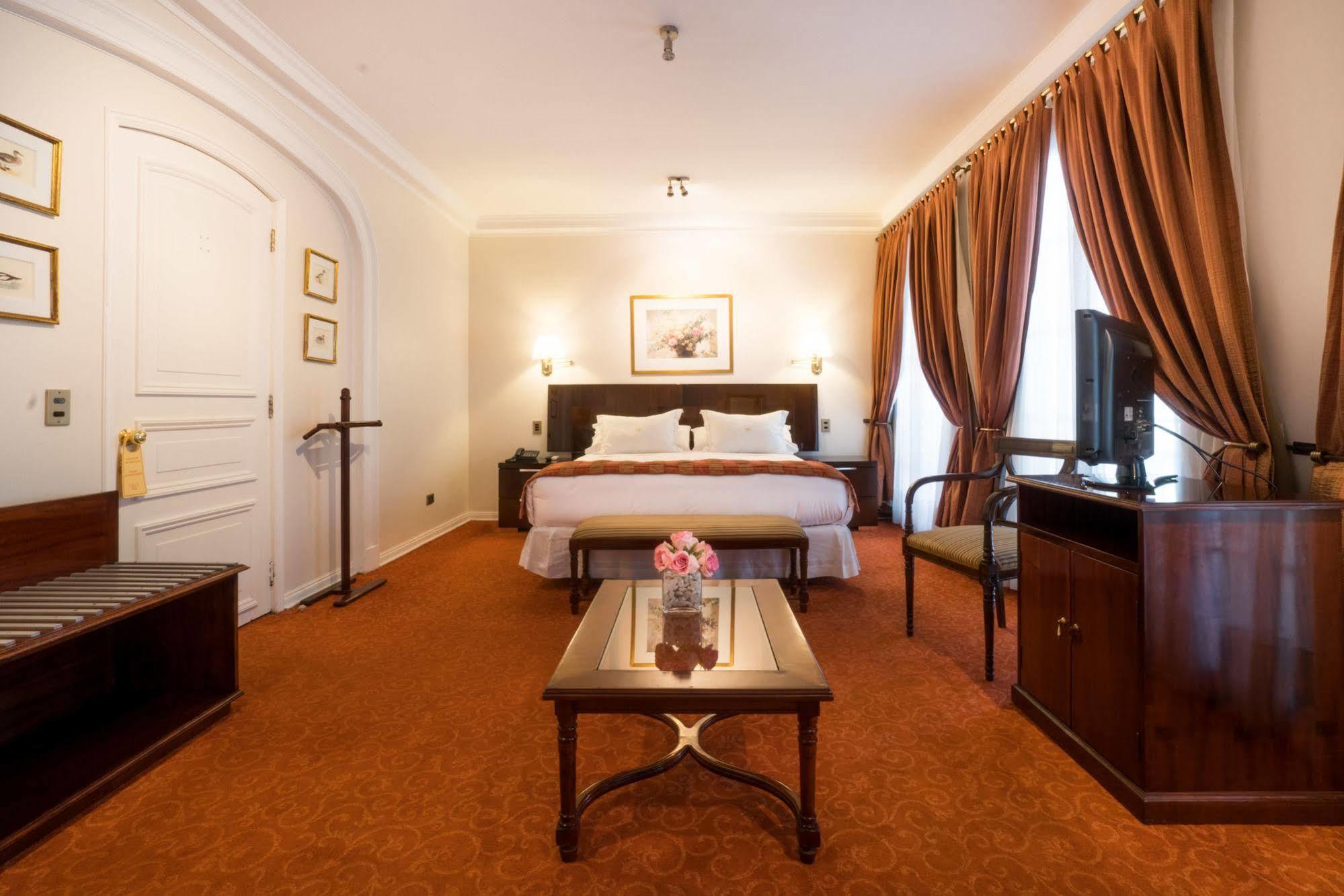 Departamentos Orly Aparthotel Santiago Eksteriør bilde