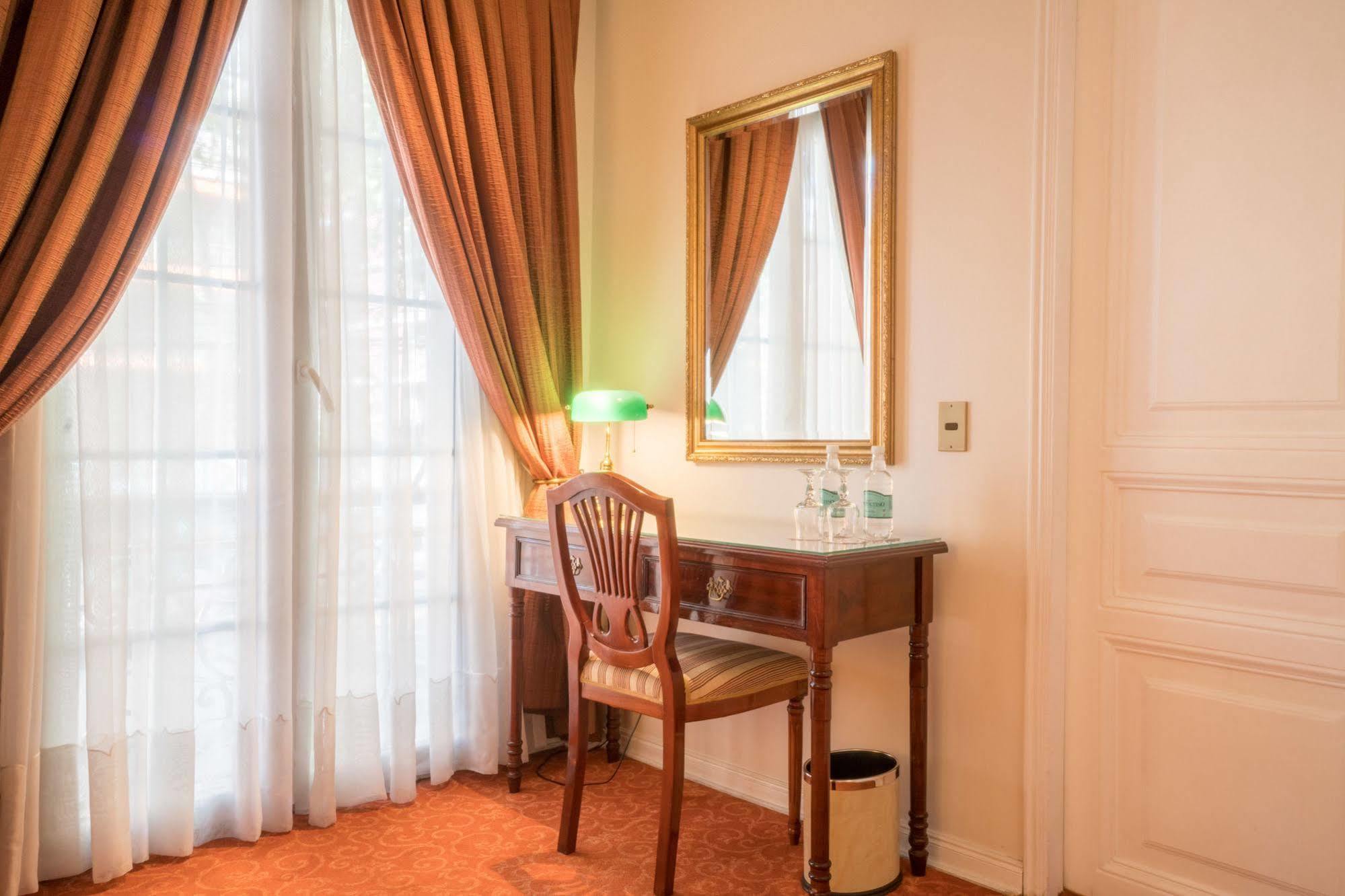 Departamentos Orly Aparthotel Santiago Eksteriør bilde